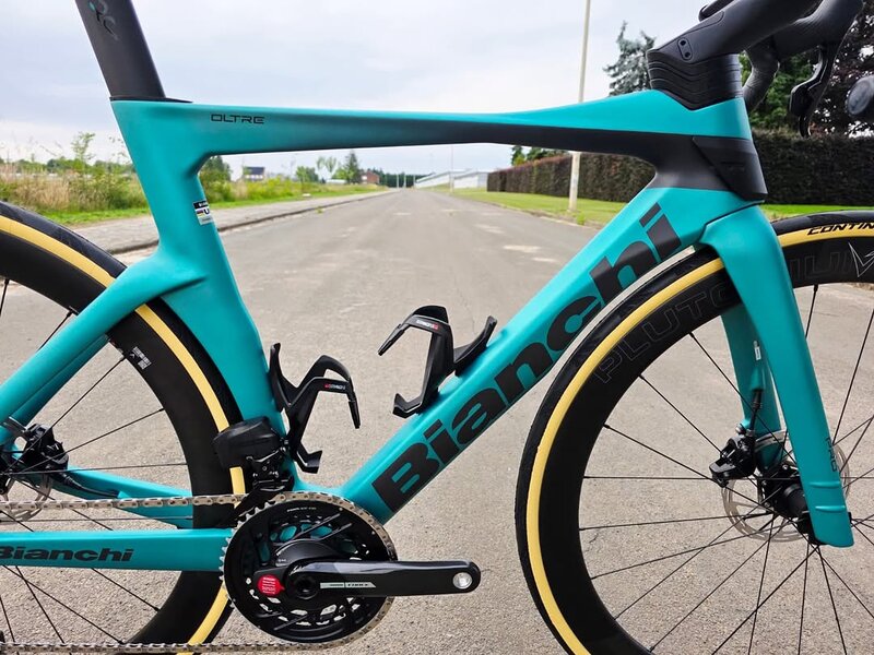 2025 Bianchi Oltre Pro Force AXS